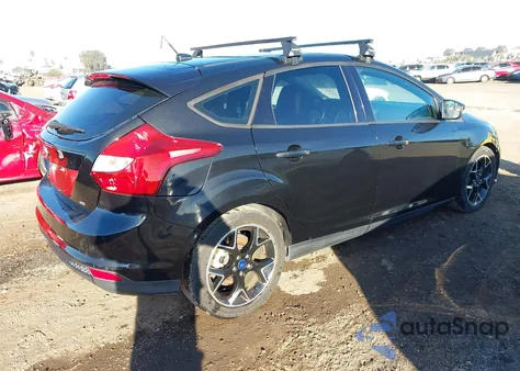 2014 Ford Focus Se from USA, damaged, VIN 1FADP3K21EL300171